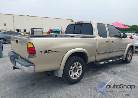 2003 Toyota Tundra Sr5 V8 z USA, uszkodzony, nr VIN 5TBRT34193S348313